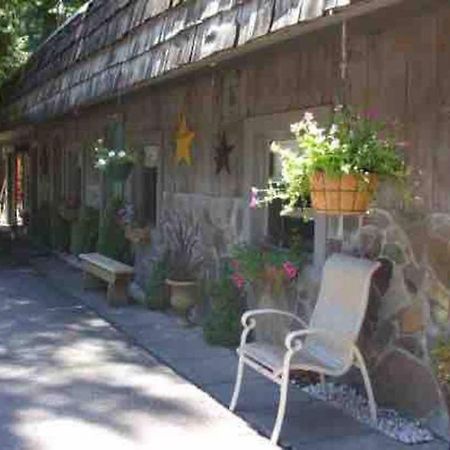 Motel Room With Kitchenette At Base Of Mt Hood Mount Hood Village エクステリア 写真